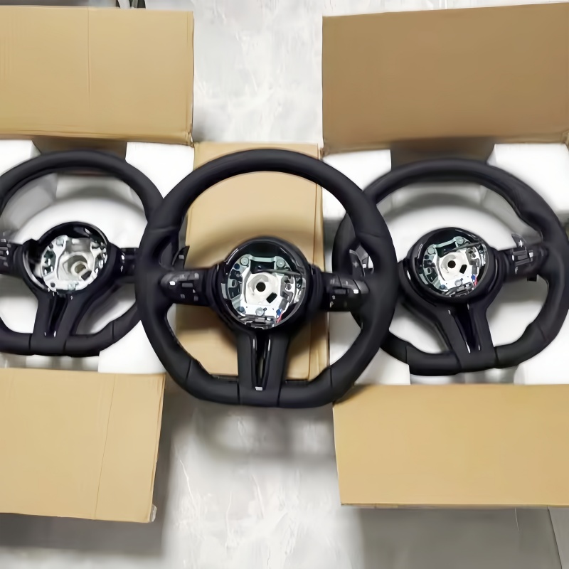 Car Accessories Kit - Lenkradbezug aus Leder für BMW F10
