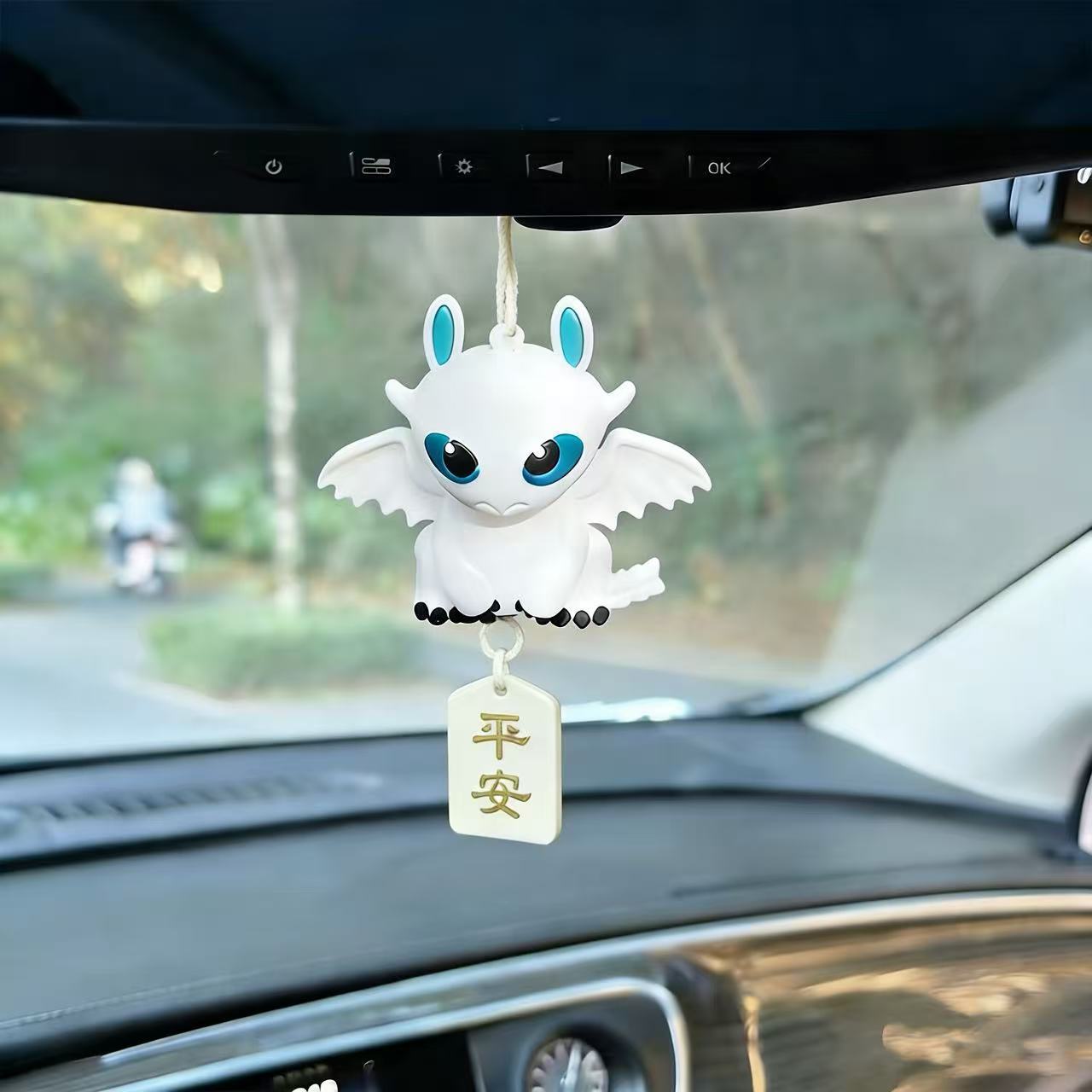 Zahnloses Auto-Hängepüppchen,  – Car Accessories Papar Bewertung und Preis