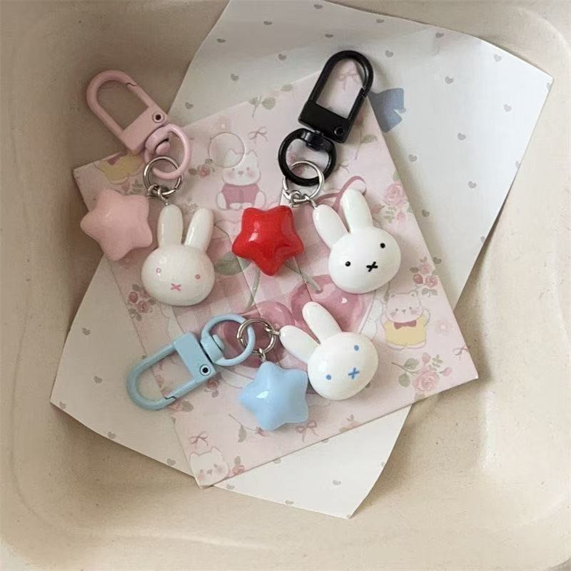 Kawaii Miffy Schlüsselanhänger – Car Accessories Kit Bewertung und Preis
